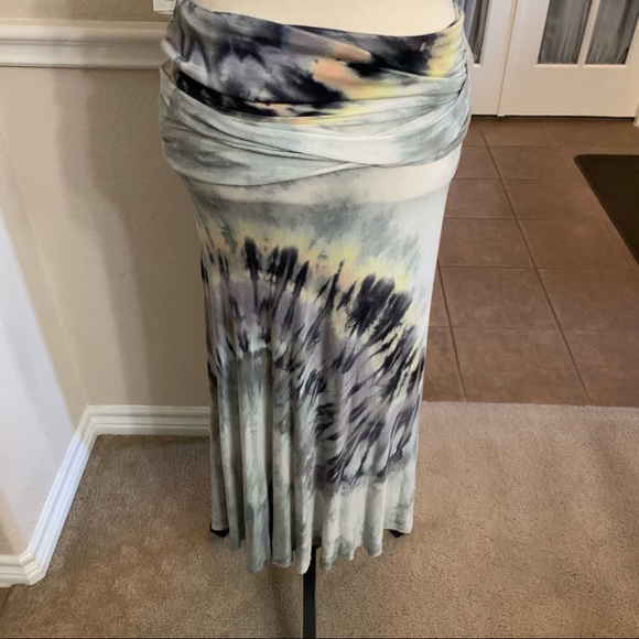 Brightly Twisted skirt - Picture 4 of 16